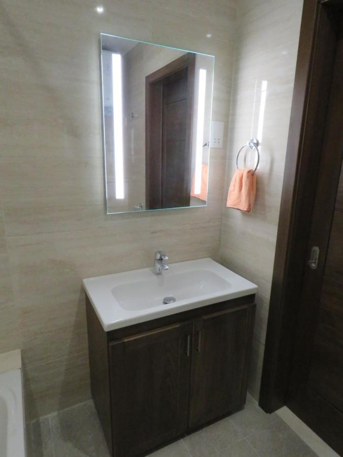 Aquamarine Sea Front Apartments - First Floor Марсаскала Экстерьер фото